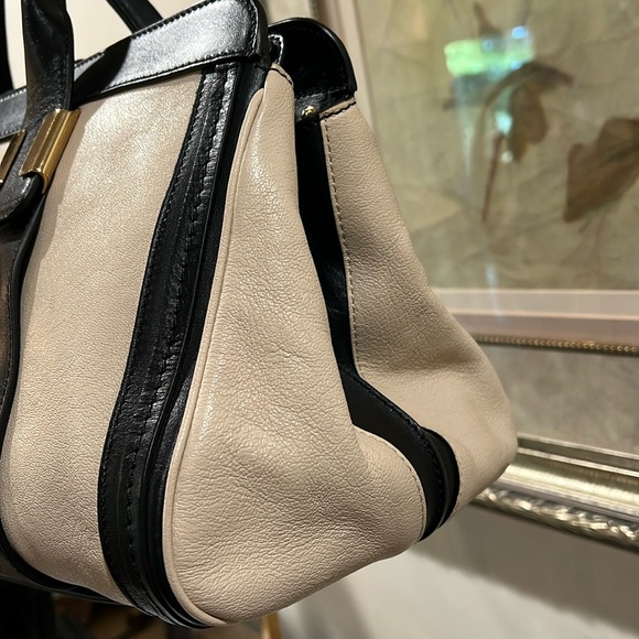 CHLOE Alice Cream and Black Leather Crossbody Satchel 2 Way Bag -Husky White EUC - Picture 4 of 16
